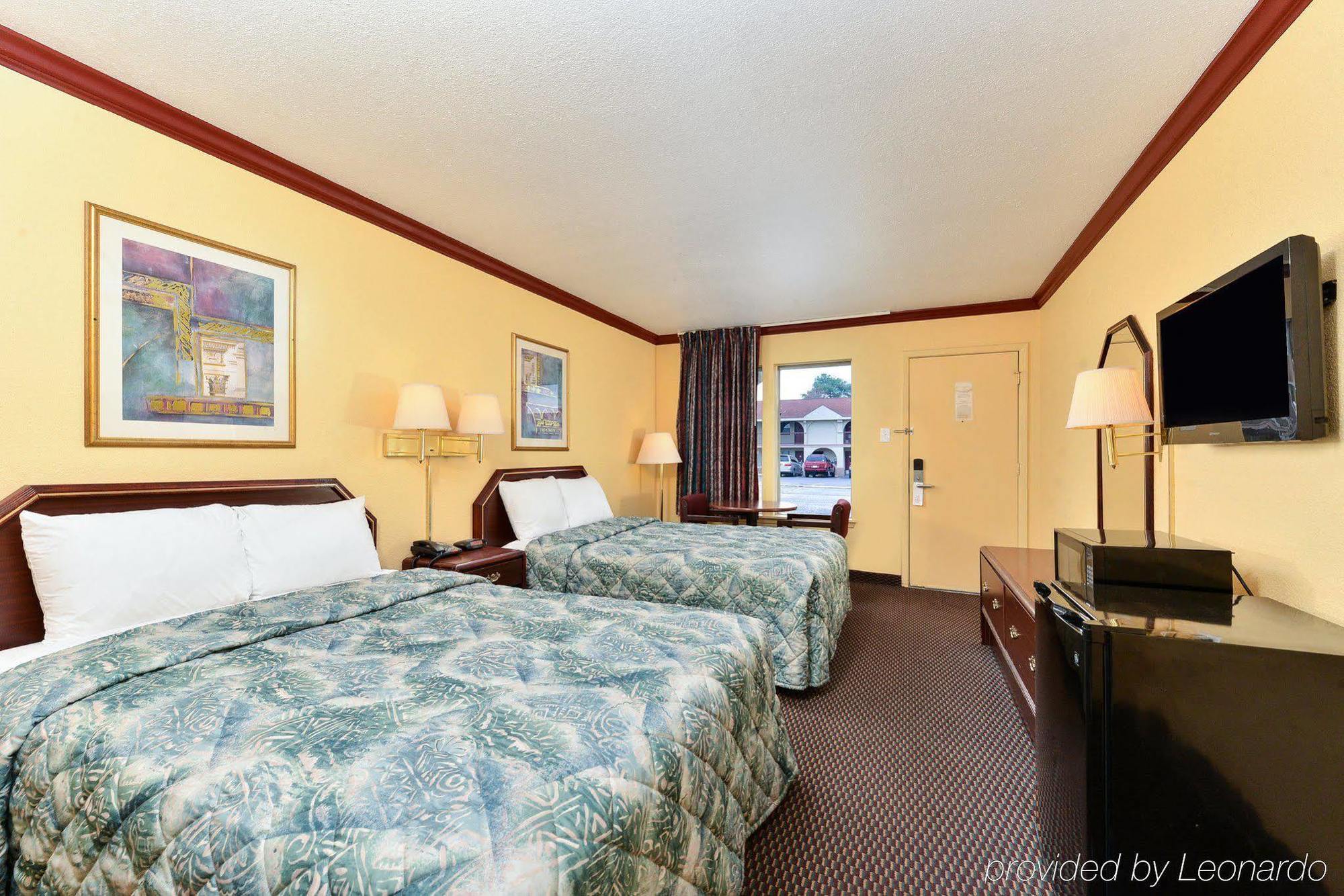 Americas Best Value Inn Conroe Buitenkant foto